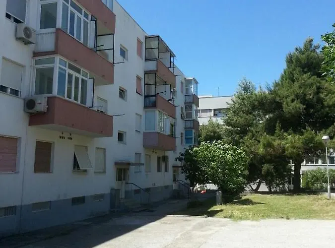 Apartments With Wifi Split - 11136 Lägenhet